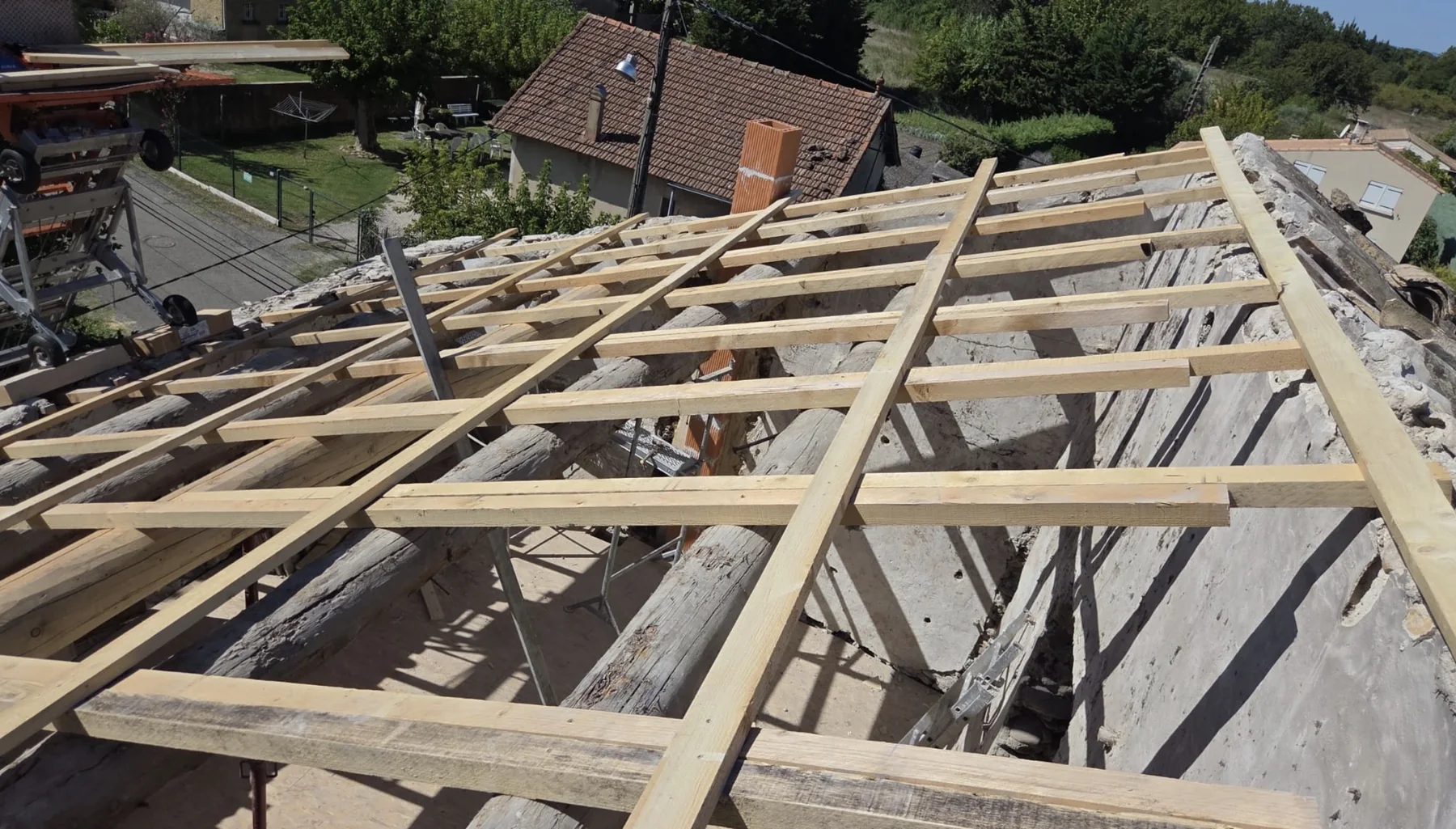 Structure bois et travaux sous couverture